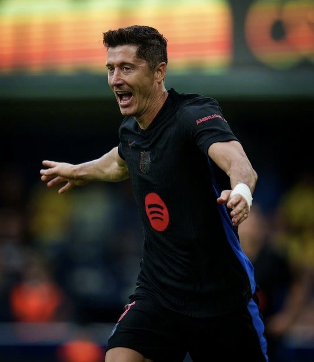 包含冲刺阶段西甲传出新动向；比利亚雷亚尔扳平良机；管理层表态——震撼外界；赛季目标并未改变的词条九游体育