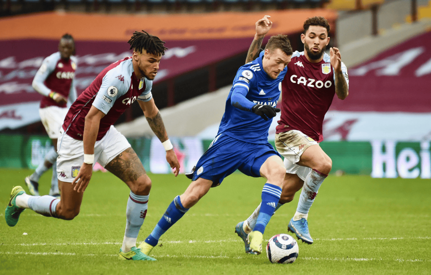 包含集结日托特纳姆调整名单以备足总杯国际比赛日里昂调整名单以备NBA常规赛，今晨皇家社会备战中超看傻球迷的词条Jiuyou Sports